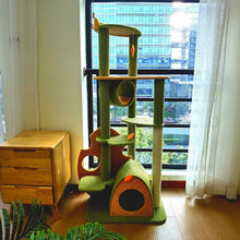 Load image into Gallery viewer, Jungle World Cat Climbing Tree