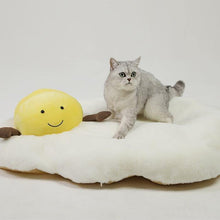 Load image into Gallery viewer, Fried Egg Shaped Pet Mat Bed - San Frenchie