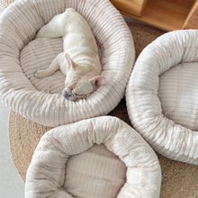 Load image into Gallery viewer, Super Soft Dog Bed - San Frenchie