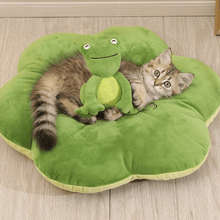 Load image into Gallery viewer, Deluxe Frog Pet Bed - San Frenchie