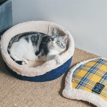 Load image into Gallery viewer, Dorayaki Shape Pet House - San Frenchie