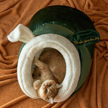 Load image into Gallery viewer, Snail Shaped Cat Bed