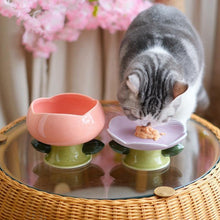 Load image into Gallery viewer, Flower Shape Ceramic Bowl - San Frenchie