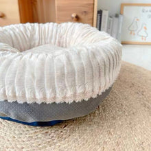 Load image into Gallery viewer, Super Soft Dog Bed